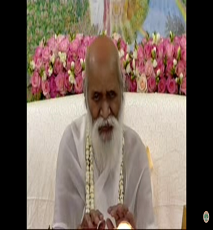 Maharishi Mahesh Yogi speaks on a special occasion of Gurudev.